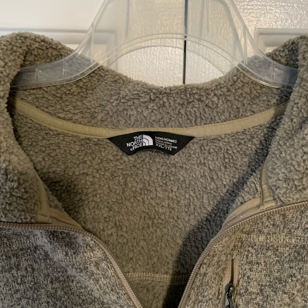 North face pullover jacket
